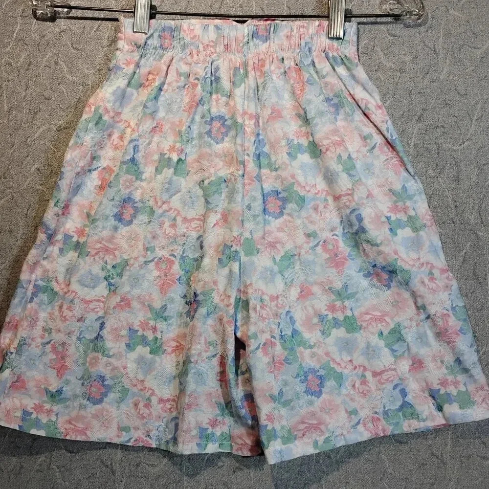 Sugar Kaine 2 pc Cullottes & Top Embroidered Floral Pink/Blue/White in Size 12 - Picture 11 of 15